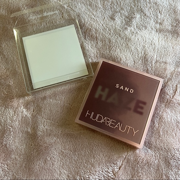 Huda beauty Haze obsessions in Sand - Picture 3 of 12